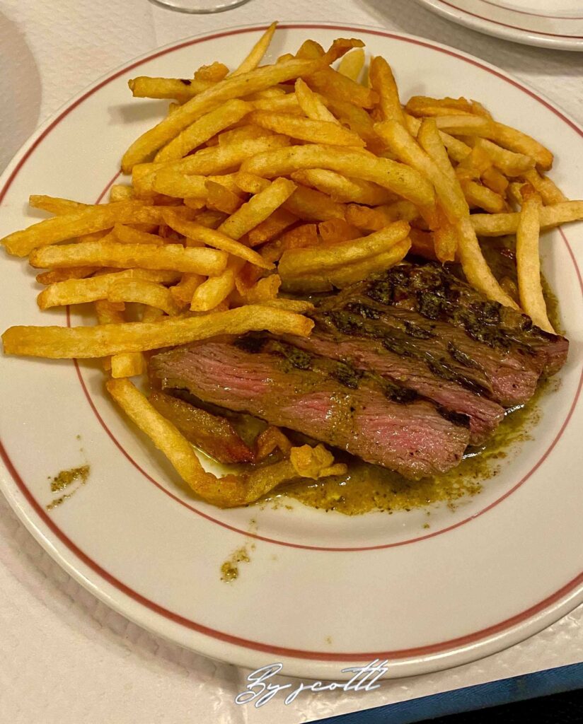 Le Relais de l’Entrecôte 牛排薯條餐廳 巴黎美食探店