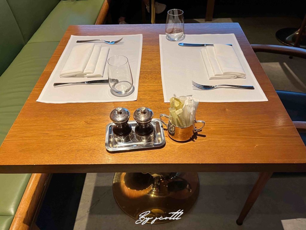 香港赤鱲角機場 國泰航空 玉衡堂頭等貴賓室 The Pier First Class Lounge Dining Room 饌薈廳