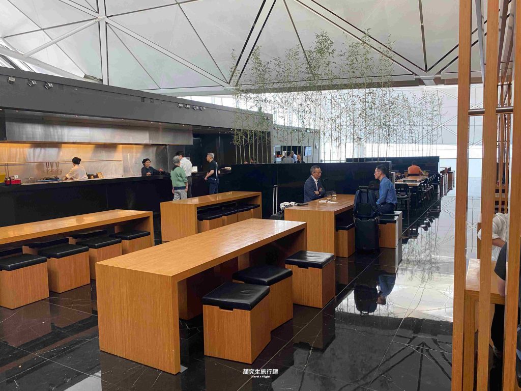 香港赤鱲角機場 國泰航空 寰宇堂商務貴賓室 The Wing Business Class Lounge