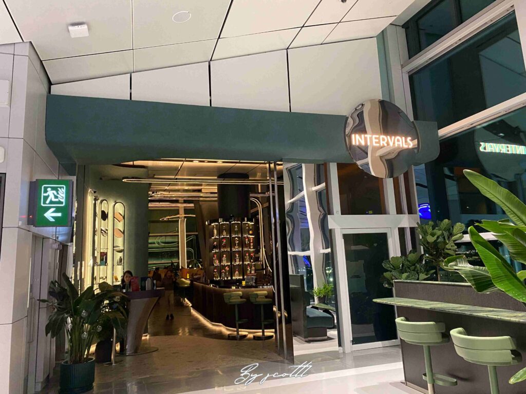 香港赤鱲角機場 天際廊道 INTERVALS Sky Bar 龍騰卡免費換餐